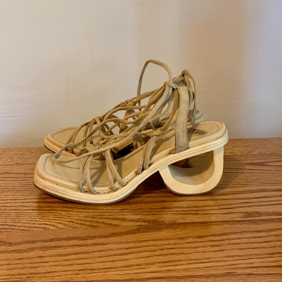 vintage Shoes - VTG y2k Bamboo Cut Out Heels Wrap Tie Sandal Wedge Wood Suede 7 2000 90s Chunk